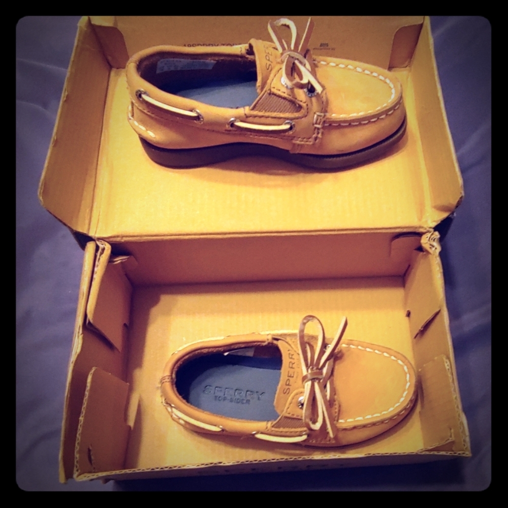 Shoes - Picture 1 of 1